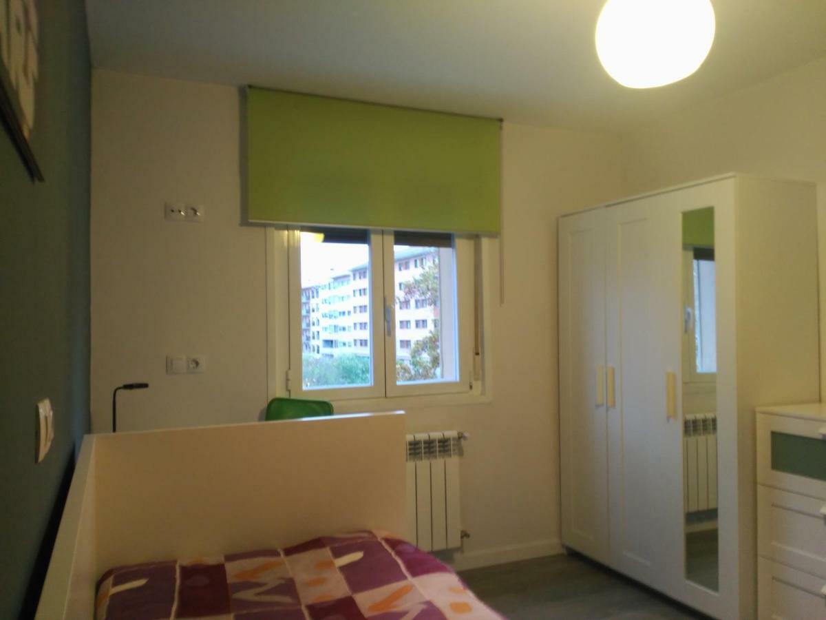 Apartamento Turistico Marcelo Celayeta At Cerca Del Centro Pamplona Buitenkant foto